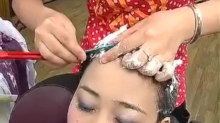 CHINA GIRL STRAIGHT RAZOR SHAVE