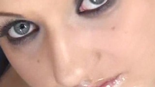 Extremely fuckable Lela Star fucked in her love mitten