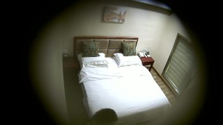 Chinese young student couple fuck in hotel