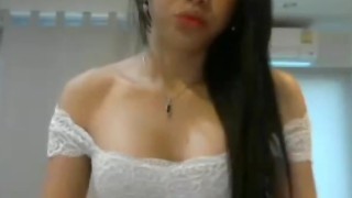 Asian teen squirt on cam