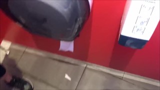 Hong Kong model get sucking & cum swallow in public toilet