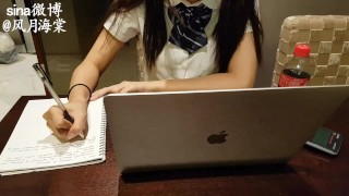 91風月海棠哥第八季給女學生補習時把她抱上桌子上幹