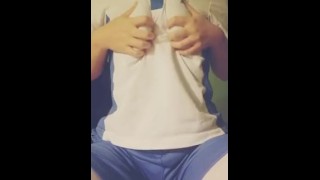 台灣學生妹子展現身材1