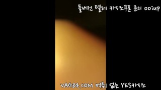 korean 한국 국산 가운입고 남친 자지 빨아주기