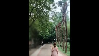 chinese lovers fucking in public nature park 和漂亮纹身女朋友在公园山里野战