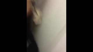 Amazing Chinese girl fucking her boyfriend in a changing room.