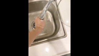 Tight Pussy Chinese Lady Live Creampie 5