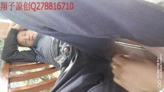 中年公园午觉睡迷糊被取精