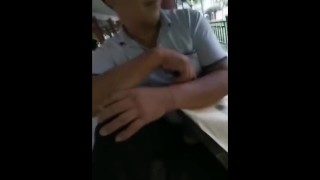 中年嘴上说不要身体很诚实微微侧开摸的更爽了