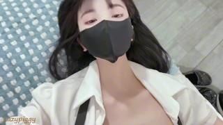 和女友的闺蜜偷偷发生关系，没及时拔出内射